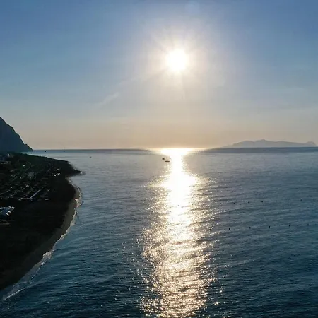 Mare Angelica Aparthotel *